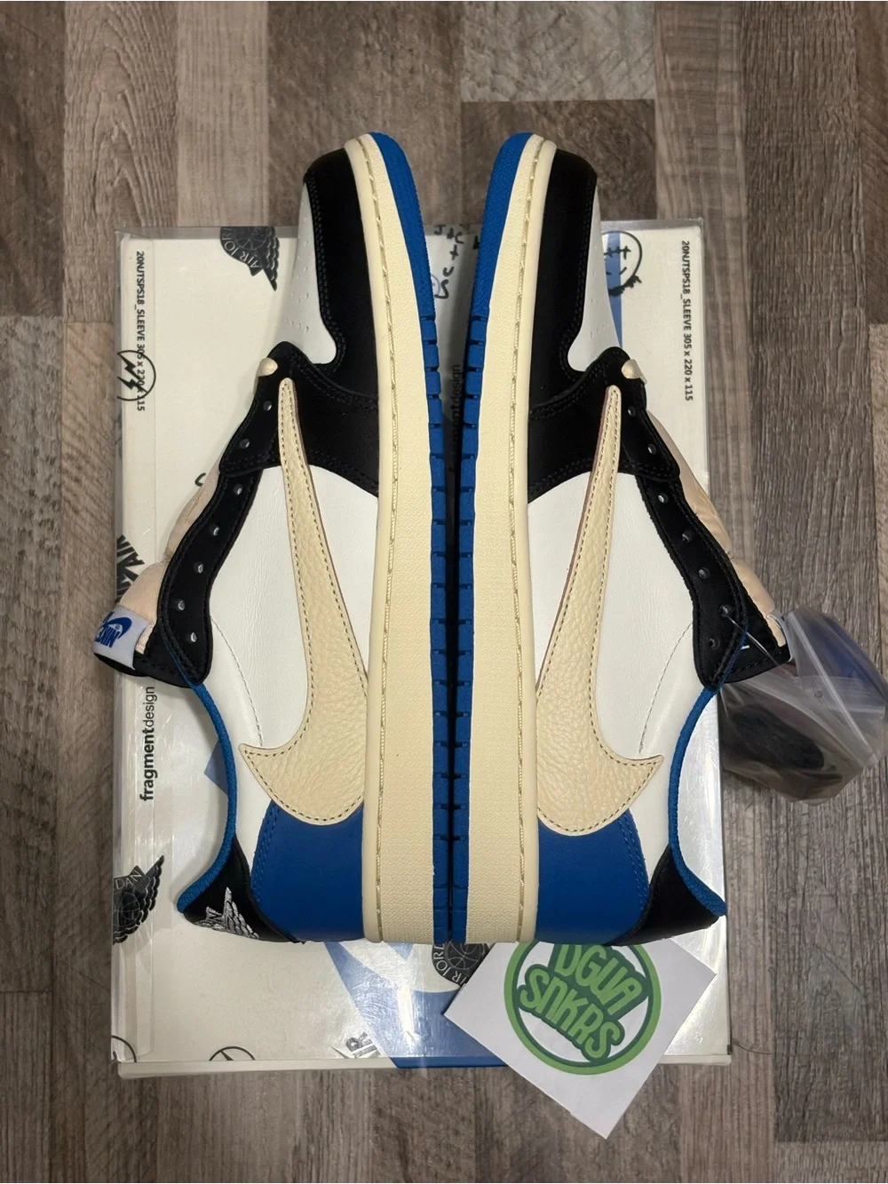 Jordan 1 low × Travis Scott Fragment 1.0